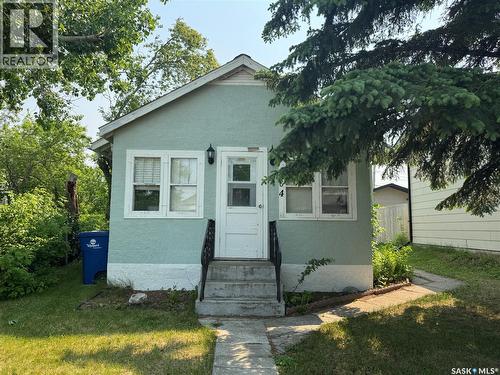 204 1St Street E, Wynyard, SK - Outdoor