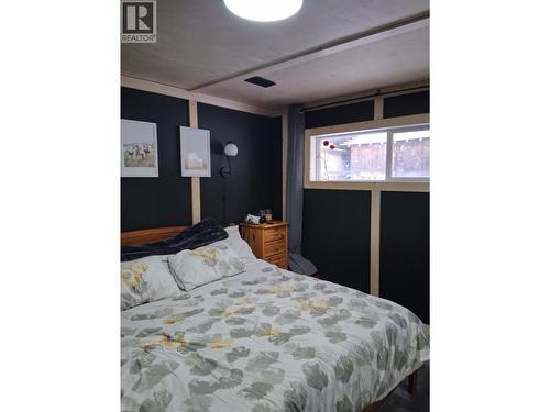 1441 Coalmine Road, Telkwa, BC - Indoor Photo Showing Bedroom