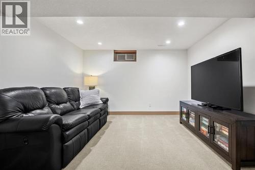 250 Lake Fraser Place Se, Calgary, AB - Indoor