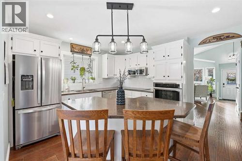 188 Millrise Drive Sw, Calgary, AB - Indoor