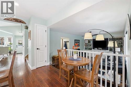 188 Millrise Drive Sw, Calgary, AB - Indoor Photo Showing Dining Room