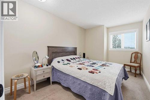 188 Millrise Drive Sw, Calgary, AB - Indoor Photo Showing Bedroom