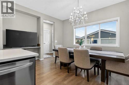 146 Marquis Common Se, Calgary, AB - Indoor Photo Showing Dining Room
