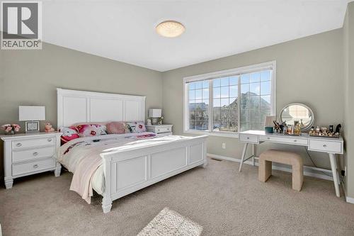 146 Marquis Common Se, Calgary, AB - Indoor Photo Showing Bedroom