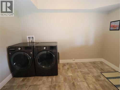 3600 Hall Frontage Road, Grand Forks, BC - Indoor Photo Showing Laundry Room