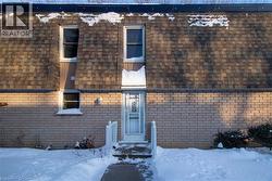 153 LIMERIDGE Road W Unit# 23  Hamilton, ON L9C 2V3