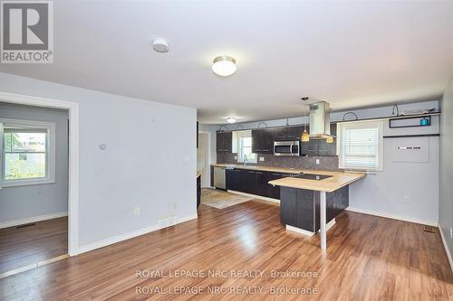 557 Geneva Street, St. Catharines (Lakeport), ON - Indoor Photo Showing Kitchen