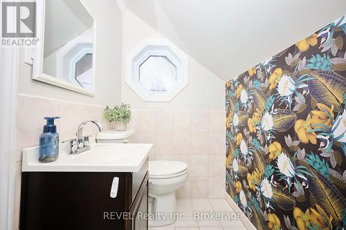 16 Jones Lane, Welland (Lincoln/Crowland), ON - Indoor Photo Showing Bathroom