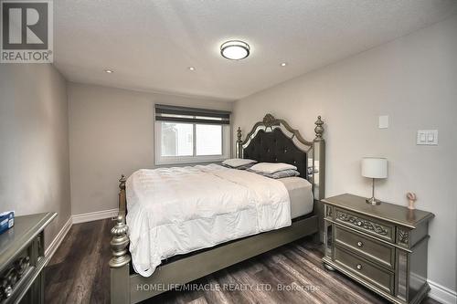 10 Grasspoint Square, Brampton, ON - Indoor Photo Showing Bedroom