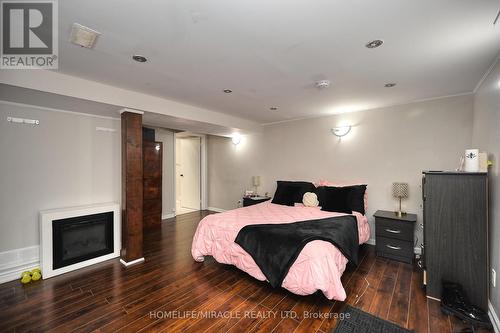 10 Grasspoint Square, Brampton, ON - Indoor Photo Showing Bedroom
