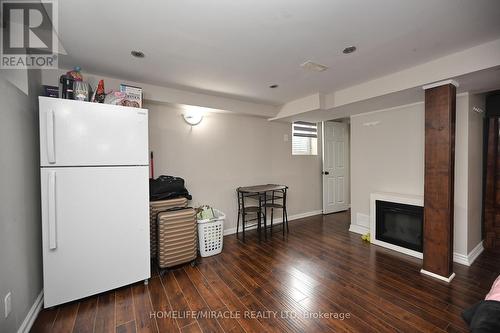 10 Grasspoint Square, Brampton, ON - Indoor