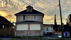 C2 - 5731 STANLEY AVENUE  Niagara Falls, ON L2G 3X6