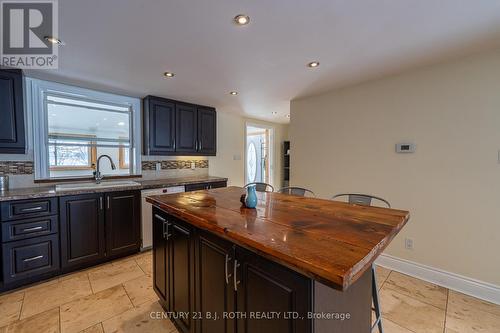 2708 Concession 9 Road, Ramara, ON - Indoor Photo Showing Kitchen