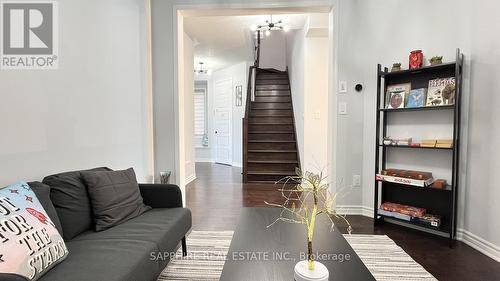 325 Trudeau Drive E, Milton, ON - Indoor