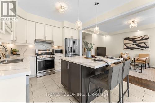 986 Farmstead Drive, Milton, ON 