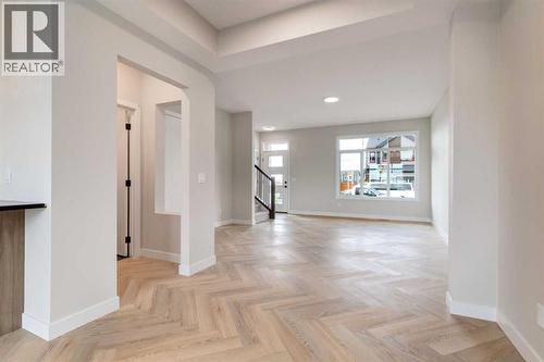 466 River Avenue, Cochrane, AB - Indoor Photo Showing Other Room