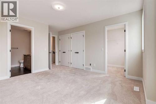 466 River Avenue, Cochrane, AB - Indoor Photo Showing Other Room