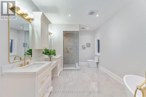 57 Glass Drive, Aurora, ON - Indoor Photo Showing Bathroom