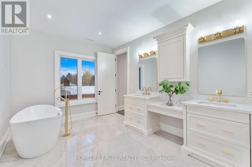 57 Glass Drive, Aurora, ON - Indoor Photo Showing Bathroom
