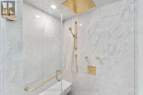57 Glass Drive, Aurora, ON - Indoor Photo Showing Bathroom