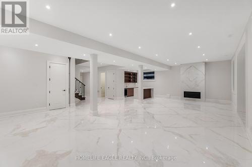 57 Glass Drive, Aurora, ON - Indoor Photo Showing Other Room