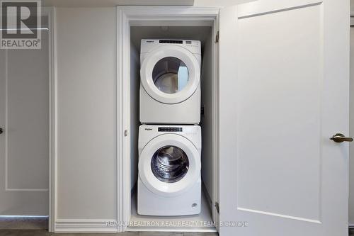 338 - 349 Wheat Boom Drive, Oakville, ON - Indoor Photo Showing Laundry Room