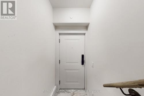 338 - 349 Wheat Boom Drive, Oakville, ON - Indoor Photo Showing Other Room