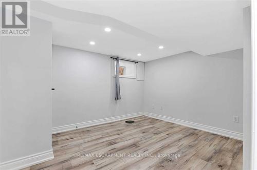 54 Craigmiller Avenue, Hamilton, ON - Indoor Photo Showing Other Room