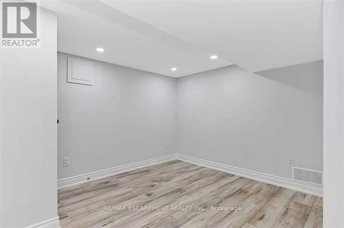 54 Craigmiller Avenue, Hamilton, ON - Indoor Photo Showing Other Room
