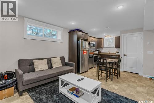 131 315 Dickson Crescent, Saskatoon, SK - Indoor