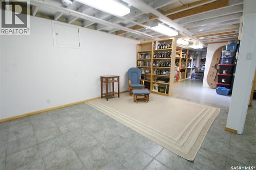 47 Lindsay Drive, Saskatoon, SK - Indoor