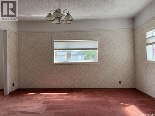 218 4Th Street E, Wynyard, SK - Indoor Photo Showing Other Room