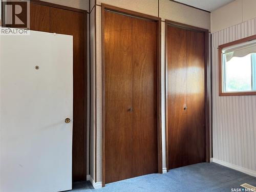 218 4Th Street E, Wynyard, SK - Indoor