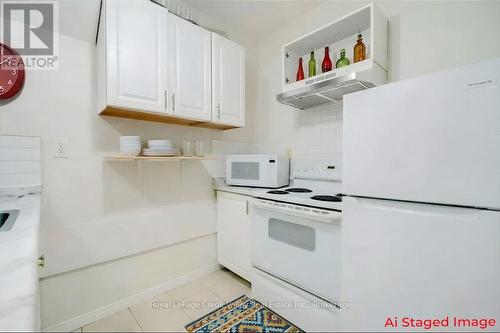 Lower Kitchen Staged - 376 Hansen Road N, Brampton (Madoc), ON - Indoor Photo Showing Kitchen
