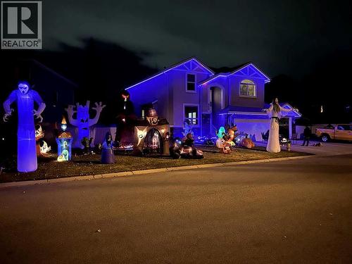 Halloween fun - 184 Magenta Crescent, Chestermere, AB - Indoor