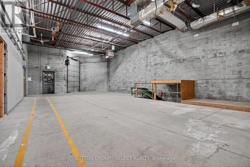 812 Dundas Street, London East (East G), ON 