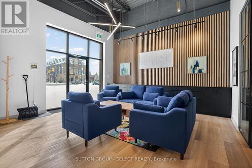 812 Dundas Street, London East (East G), ON 