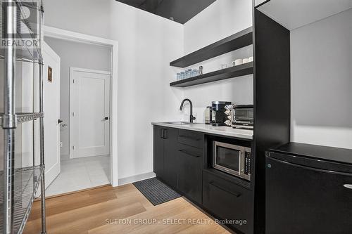 812 Dundas Street, London East (East G), ON 