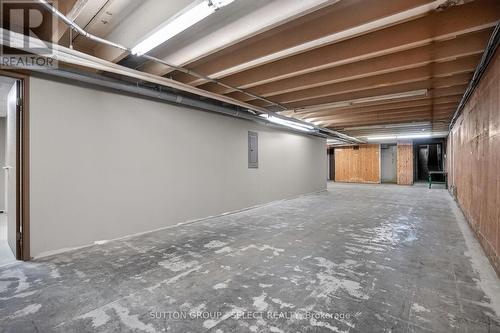 812 Dundas Street, London East (East G), ON 