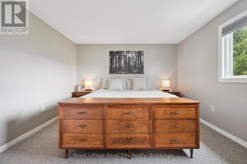 487 Flannery Drive, Centre Wellington (Fergus), ON - Indoor Photo Showing Bedroom