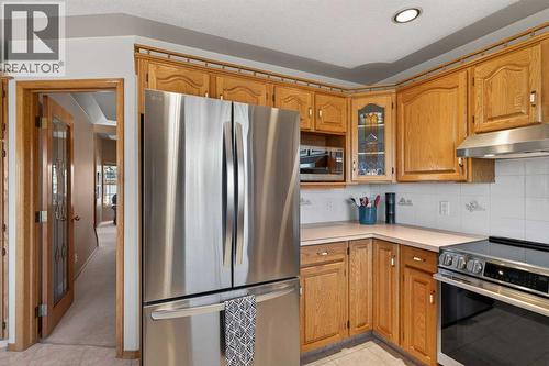 116 Hampshire Grove Nw, Calgary, AB - Indoor Photo Showing Kitchen With Stainless Steel Kitchen