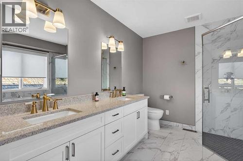 116 Hampshire Grove Nw, Calgary, AB - Indoor Photo Showing Bathroom