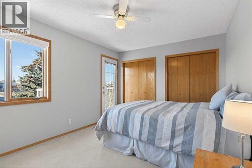 116 Hampshire Grove Nw, Calgary, AB - Indoor Photo Showing Bedroom