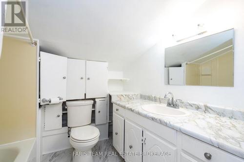 3 Courtland Street, Orillia, ON - Indoor Photo Showing Bathroom