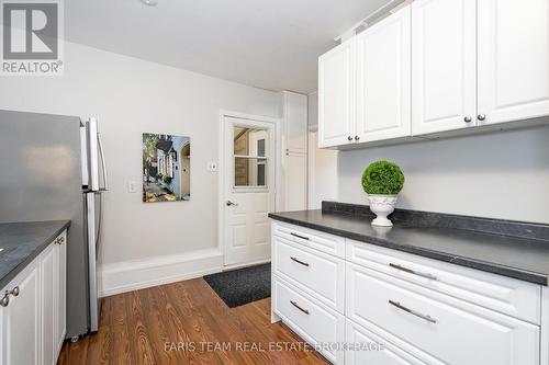 3 Courtland Street, Orillia, ON - Indoor Photo Showing Kitchen
