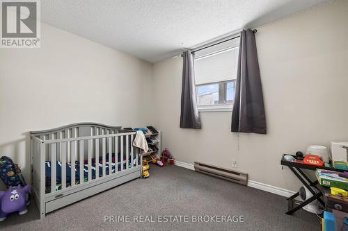 68 Forest Street, Aylmer, ON - Indoor Photo Showing Bedroom