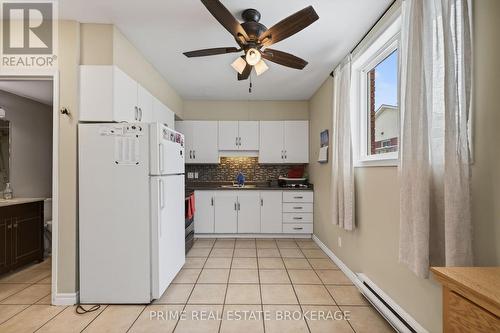68 Forest Street, Aylmer, ON - Indoor Photo Showing Kitchen