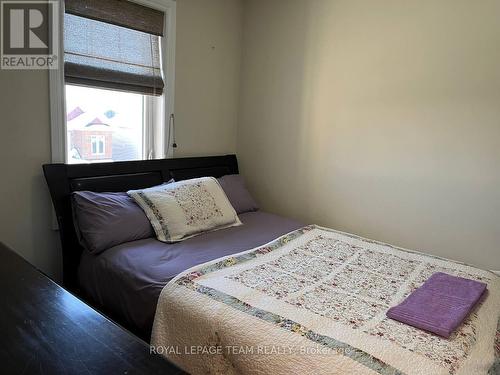 161 Harmattan Avenue, Ottawa, ON - Indoor Photo Showing Bedroom
