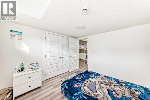 6 Corner Meadows Grove Ne, Calgary, AB - Indoor Photo Showing Bedroom