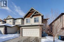 31 St Moritz Terrace SW  Calgary, AB T3H 5Y2